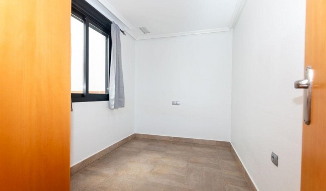 Resale - Apartment - La Mata - La Mata - Town