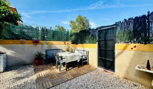 Resale - Villa - Los Montesinos