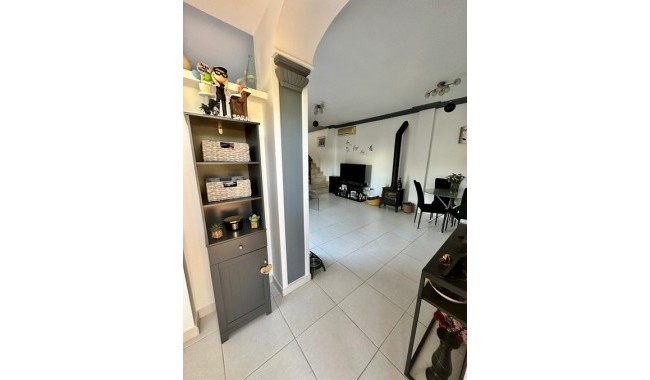 Resale - Villa - Los Montesinos