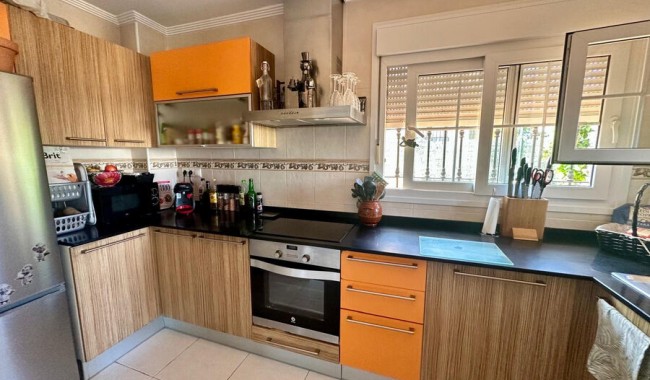 Resale - Villa - Los Montesinos