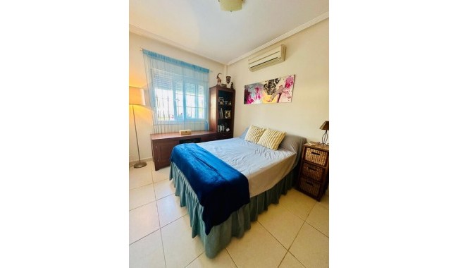 Resale - Villa - Los Montesinos