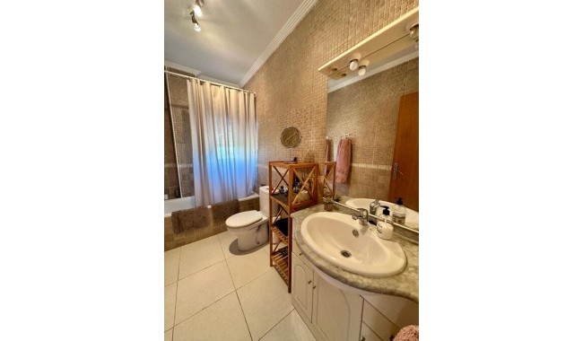 Resale - Villa - Los Montesinos