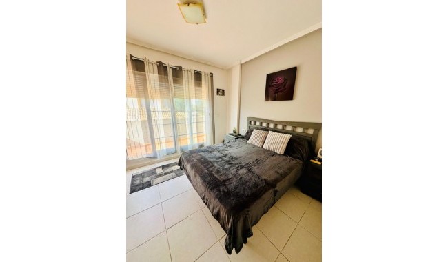 Resale - Villa - Los Montesinos