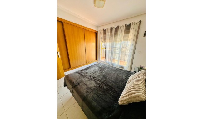 Resale - Villa - Los Montesinos