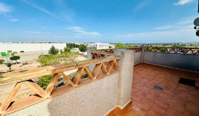 Resale - Villa - Los Montesinos
