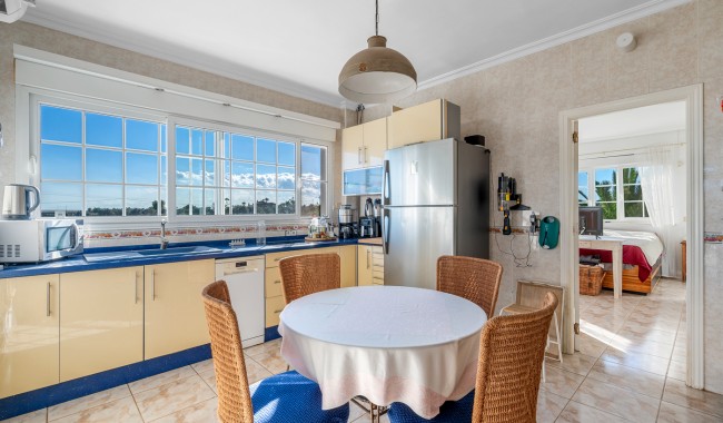 Resale - Finca - Los Montesinos