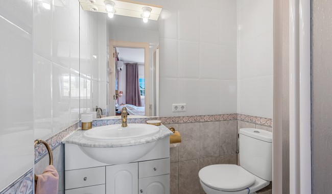 Resale - Finca - Los Montesinos