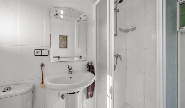 Resale - Finca - Los Montesinos