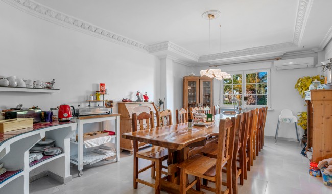 Resale - Finca - Los Montesinos