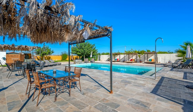 Resale - Finca - Los Montesinos