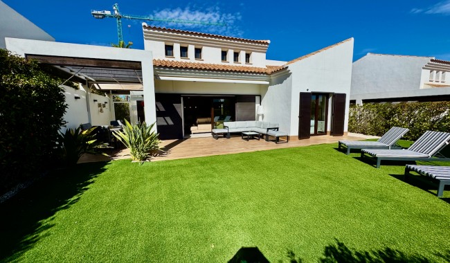 Resale - Villa - Algorfa - La Finca golf