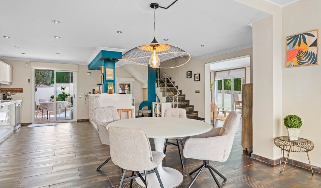 Resale - Villa - Algorfa - Castillo De Montemar