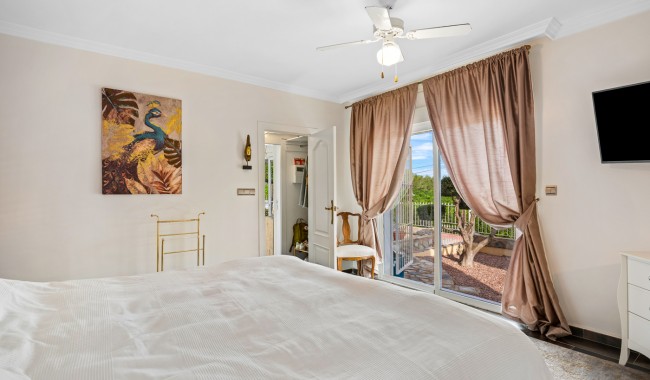 Resale - Villa - Algorfa - Castillo De Montemar