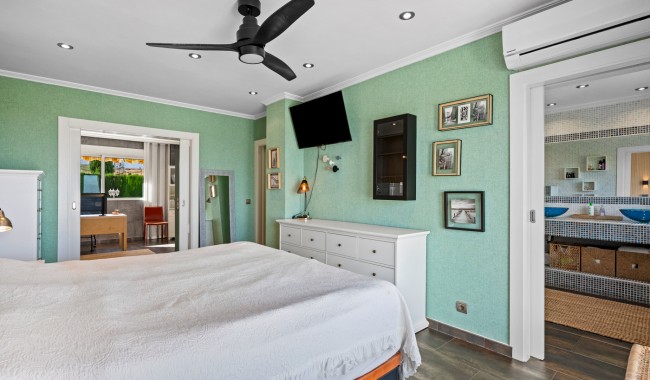 Resale - Villa - Algorfa - Castillo De Montemar