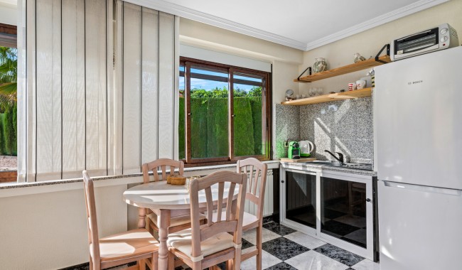 Resale - Villa - Algorfa - Castillo De Montemar