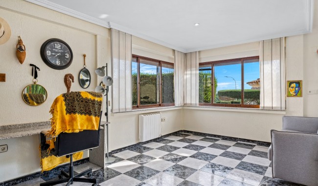 Resale - Villa - Algorfa - Castillo De Montemar