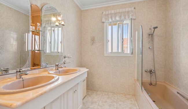 Resale - Villa - Ciudad Quesada/Rojales - Ciudad Quesada