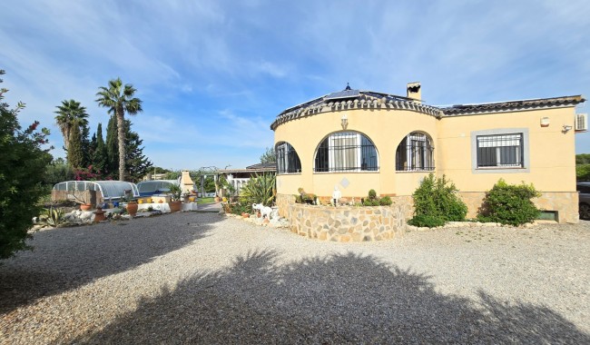 Finca - Resale - Dolores - Dolores