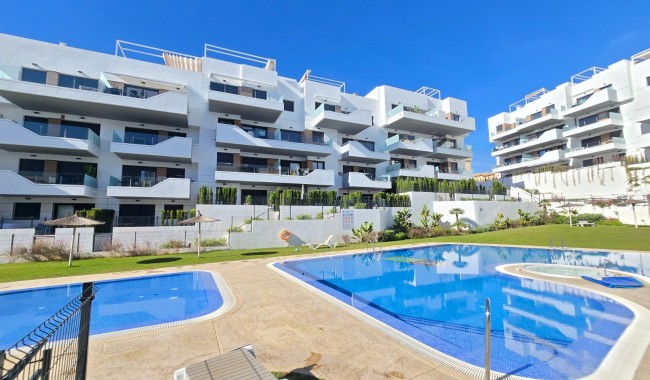 Resale - Apartment - Orihuela - Villamartín