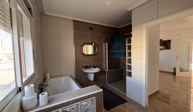 Begagnad - Villa - Benijófar