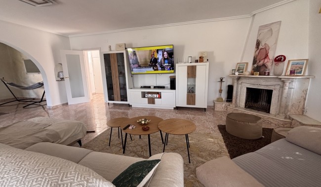 Begagnad - Villa - Benijófar