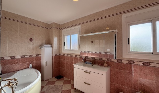 Begagnad - Villa - Benijófar