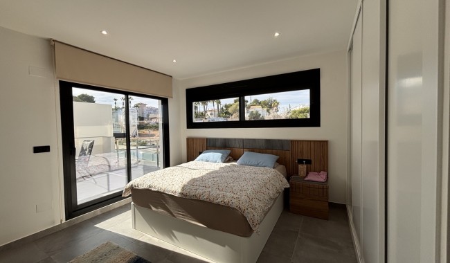 Begagnad - Villa - Orihuela - Villamartín