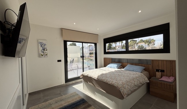 Begagnad - Villa - Orihuela - Villamartín