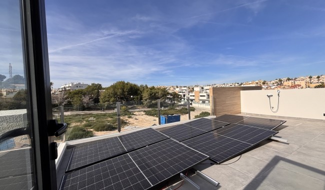 Begagnad - Villa - Orihuela - Villamartín