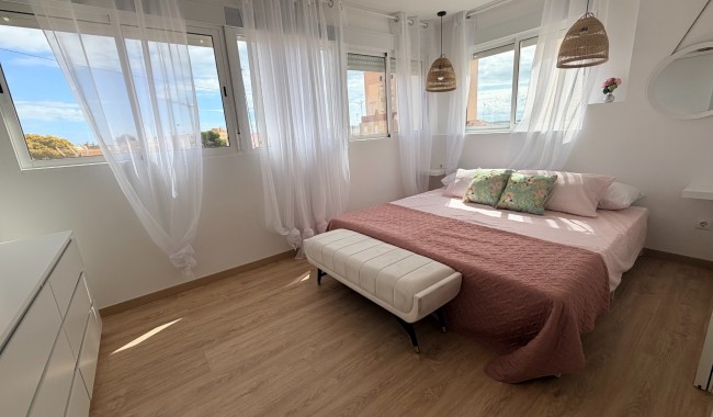 Sprzedaż - Apartament - San Pedro del Pinatar - Lo Pagan - Town