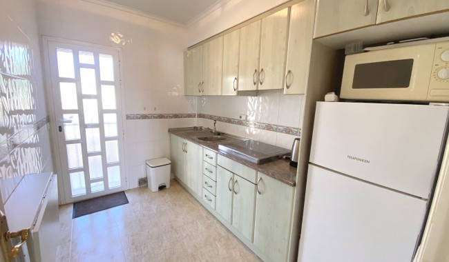 Sprzedaż - Kamienica - Benijófar - Monte Azul/ El Dorado