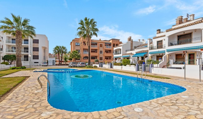 Sprzedaż - Apartament - Orihuela - Villamartín