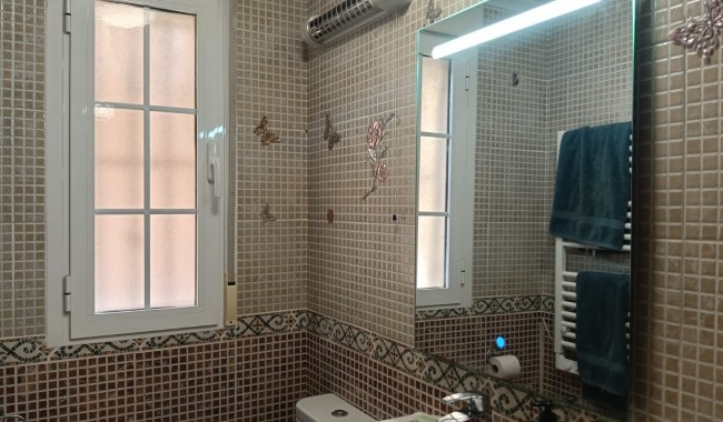 Resale - Villa - Los Montesinos - La Herrada