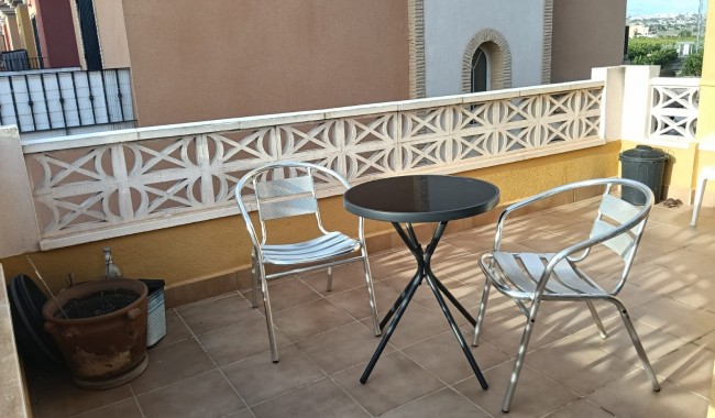 Resale - Villa - Los Montesinos - La Herrada