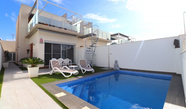 Semi-detached - Resale - Daya Vieja - Daya Vieja - Town