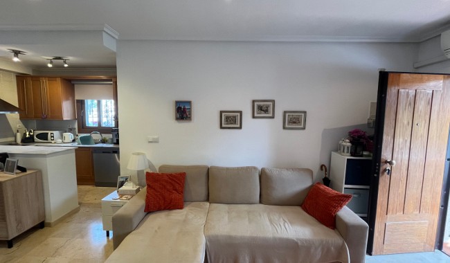 Sprzedaż - Apartament - Orihuela - PAU 8