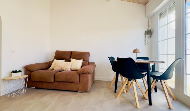 Sprzedaż - Apartament - Torrevieja - Los Frutales