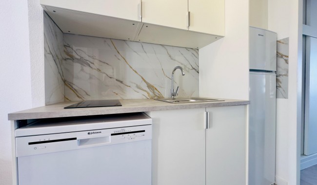 Sprzedaż - Apartament - Torrevieja - Los Frutales