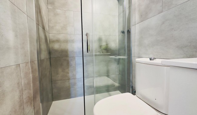 Sprzedaż - Apartament - Torrevieja - Los Frutales