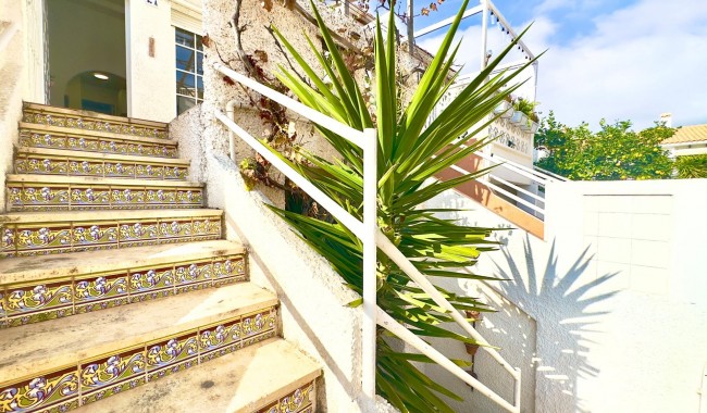 Sprzedaż - Apartament - Torrevieja - Los Frutales