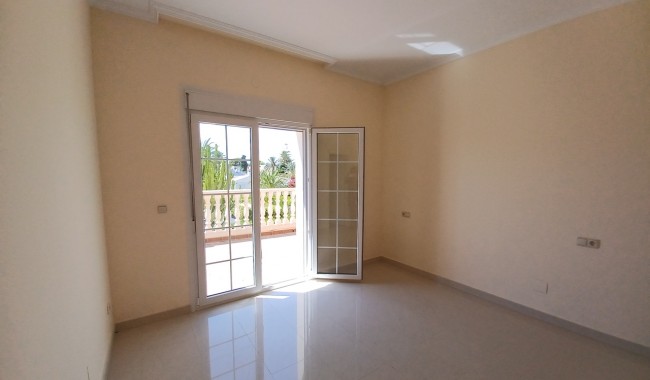 Sprzedaż - Willa - Orihuela Costa - Cabo Roig