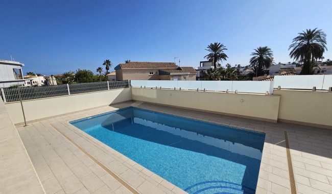 Resale - Villa - Orihuela Costa - La Zenia