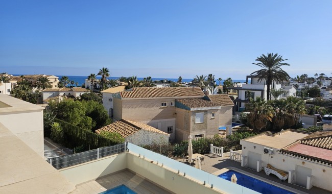 Resale - Villa - Orihuela Costa - La Zenia