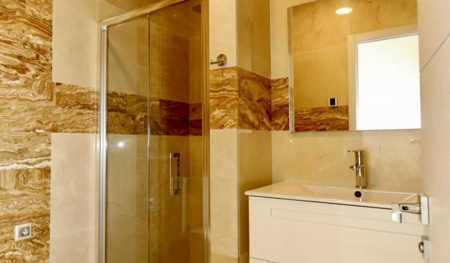 Resale - Villa - Orihuela Costa - La Zenia