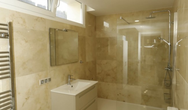 Resale - Villa - Orihuela Costa - La Zenia