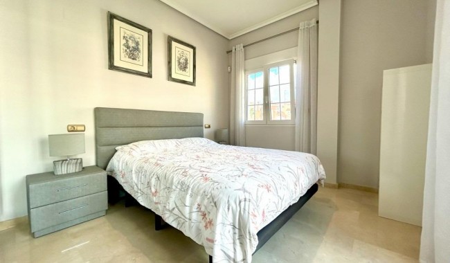 Resale - Apartment - Orihuela Costa - Aguamarina