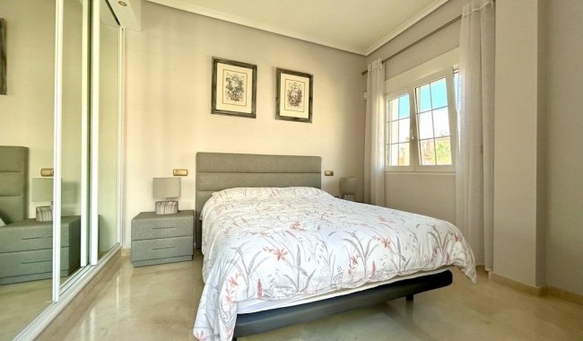 Resale - Apartment - Orihuela Costa - Aguamarina