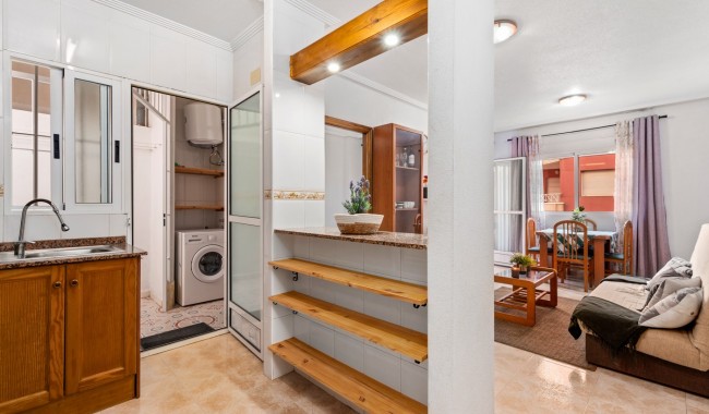 Resale - Apartment - Torrevieja - Parque las naciones