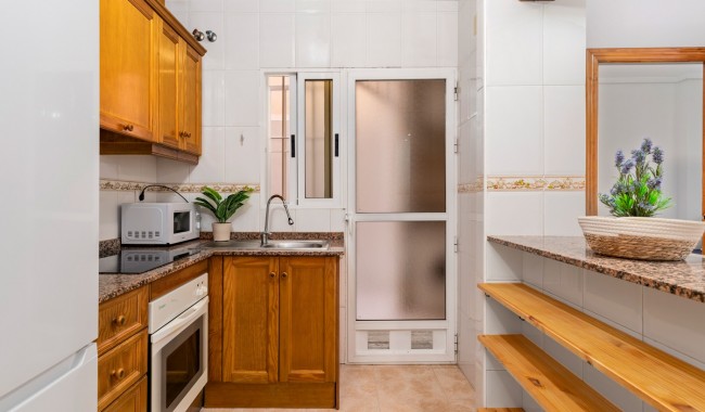 Resale - Apartment - Torrevieja - Parque las naciones