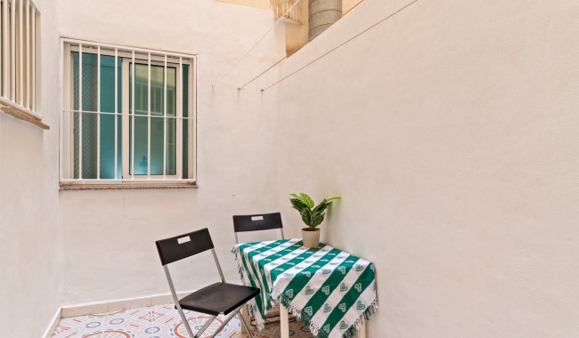 Resale - Apartment - Torrevieja - Parque las naciones